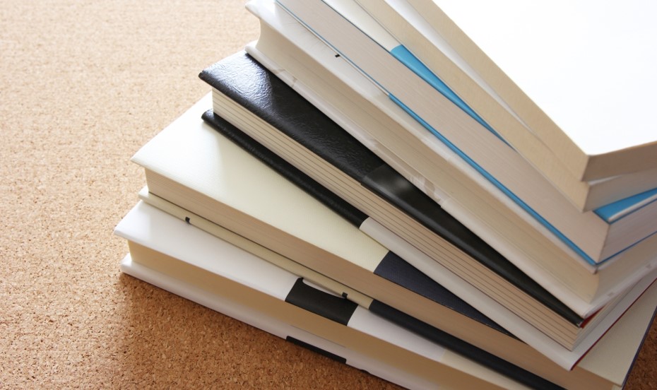 UF広告ラボ９月号　あなたは紙派？電子派？